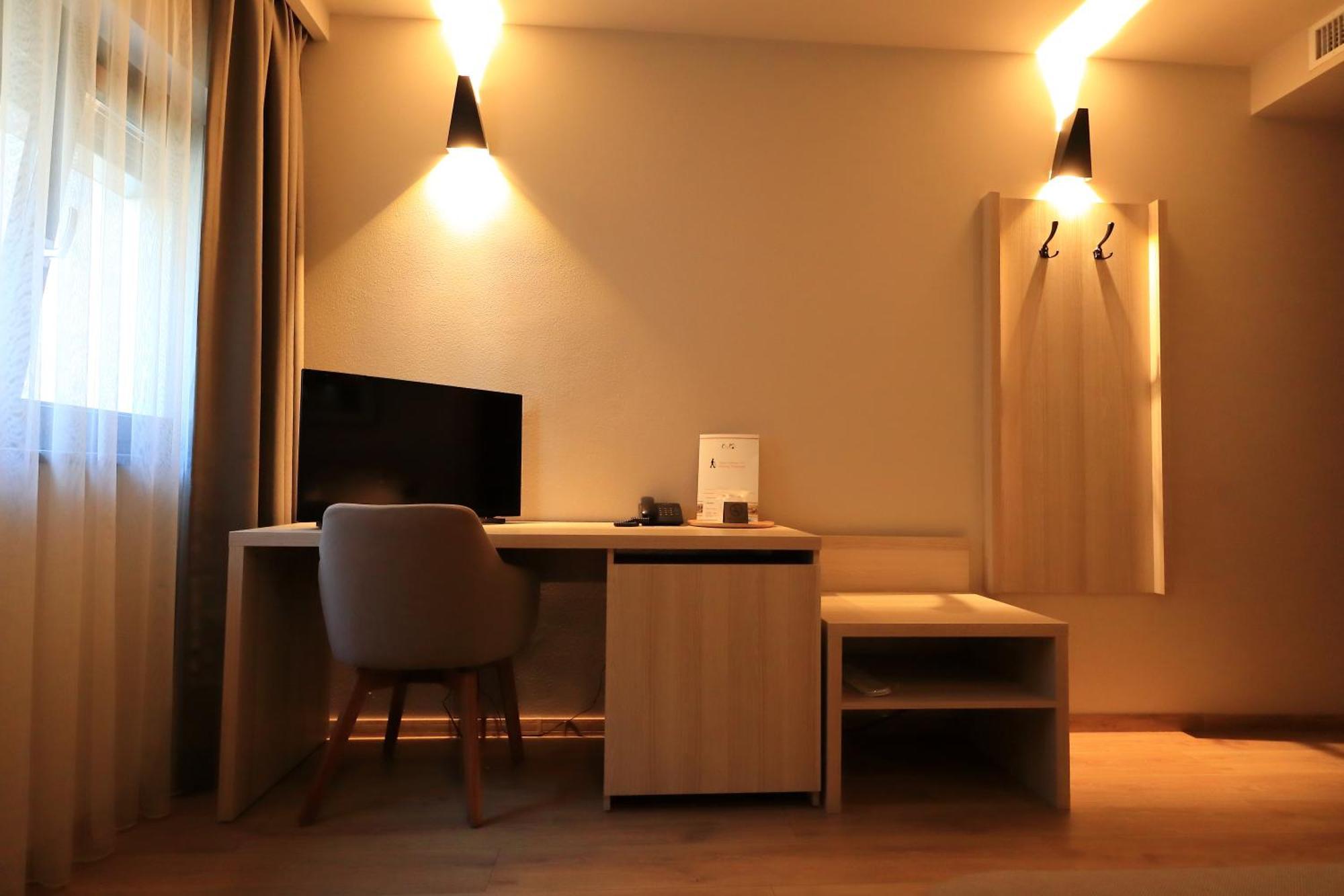 Casa Calfelor Kolping Timisoara 호텔 외부 사진